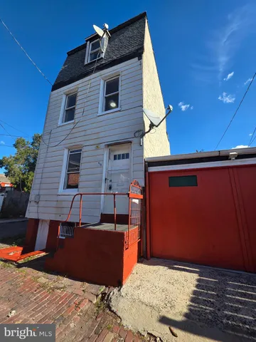 $1,500 | 419 Bell Alley, Reading, PA 19602