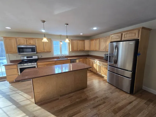 $779,000 | 125 Kelsey Road, Nottingham, NH 03290