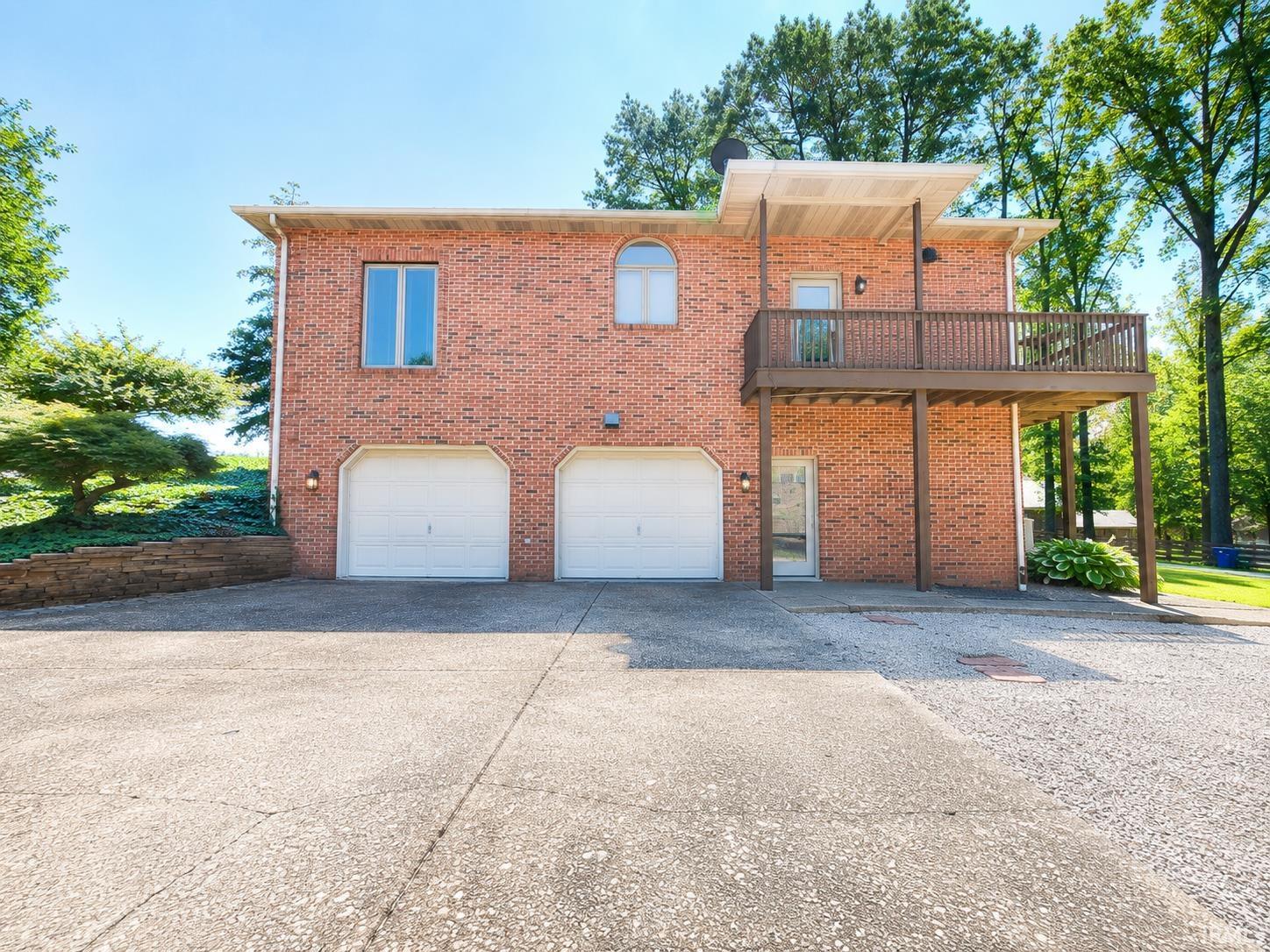 12512 Red Gate Road Evansville, IN 47725 - Photo 5 of 46 Gallery Image 5