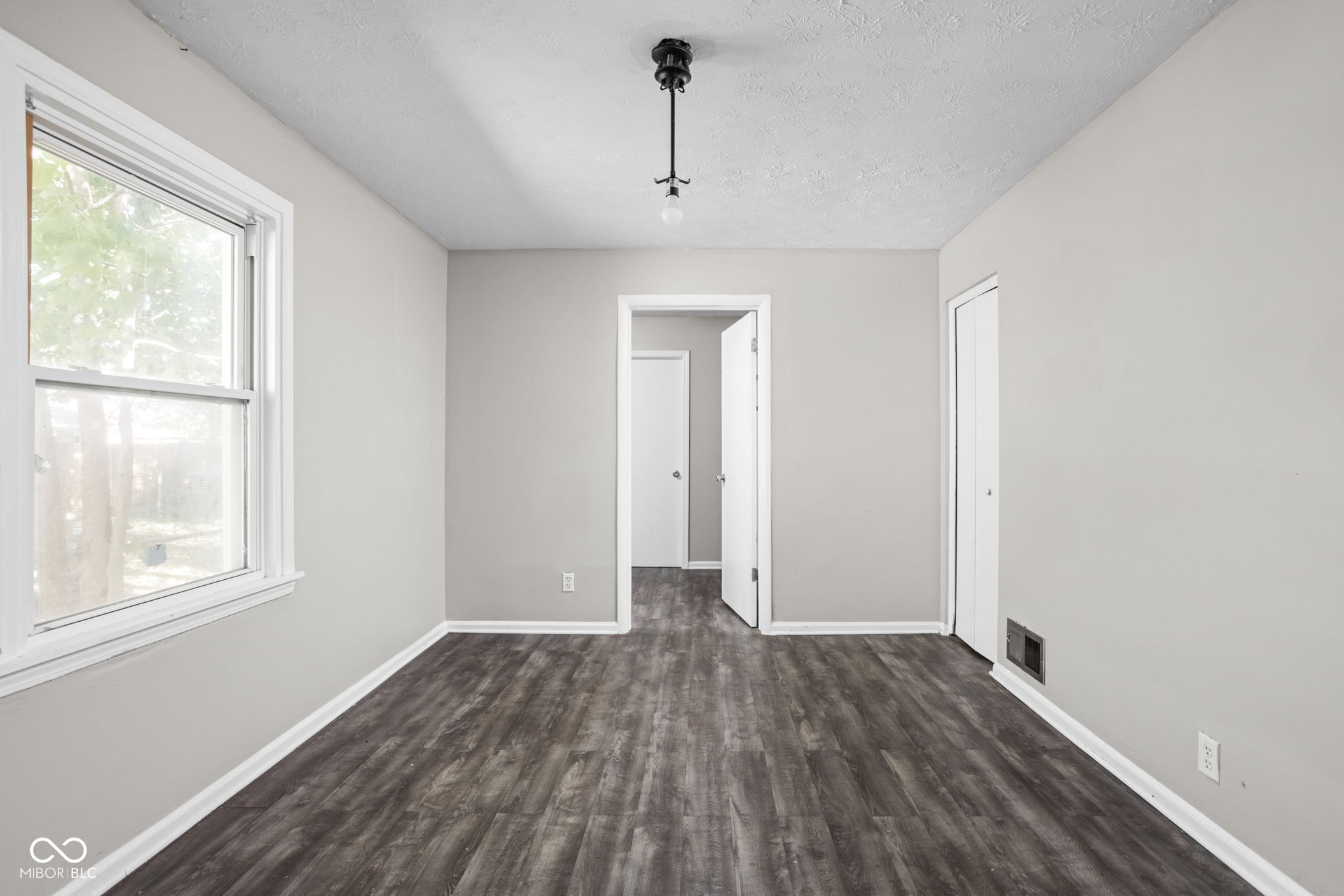 4535 Ralston Avenue Indianapolis, IN 46205 - Photo 15 of 29