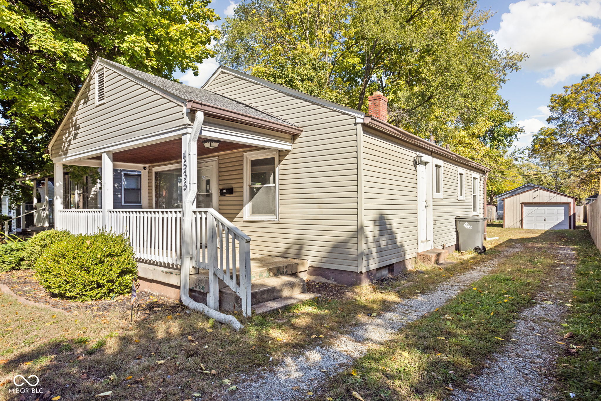 4535 Ralston Avenue Indianapolis, IN 46205 - Photo 2 of 29