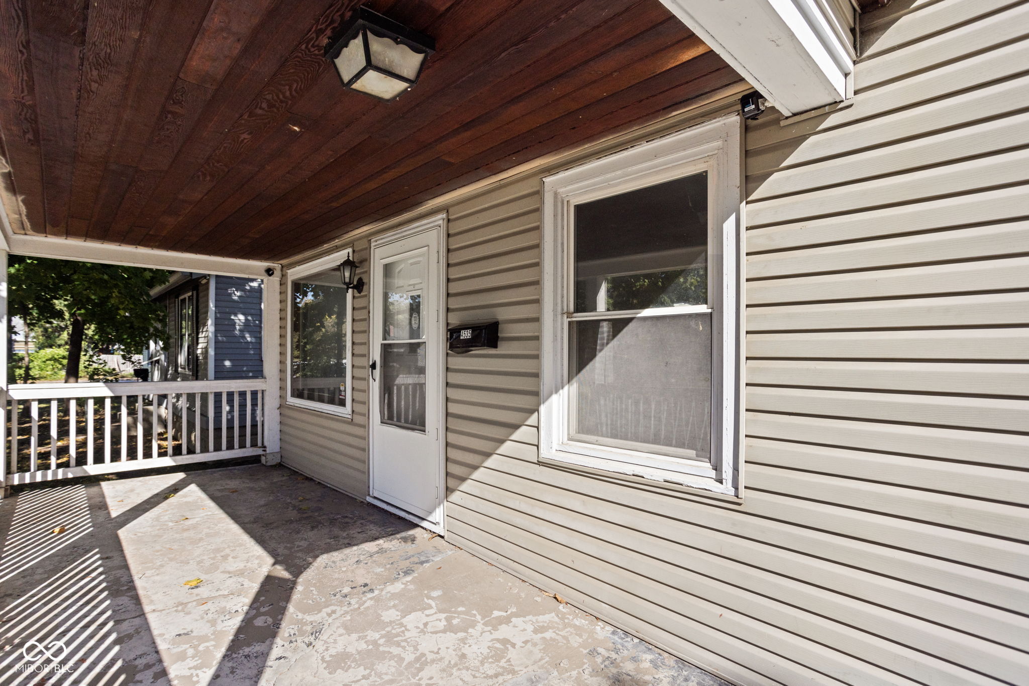 4535 Ralston Avenue Indianapolis, IN 46205 - Photo 4 of 29