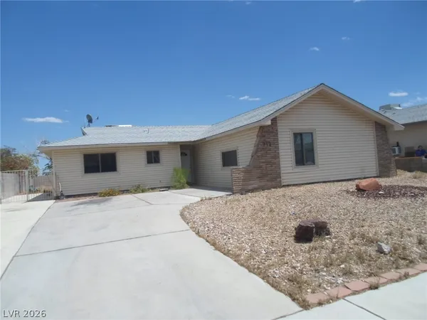 $1,790 | 213 Yellow Sky Street, Las Vegas, NV 89145