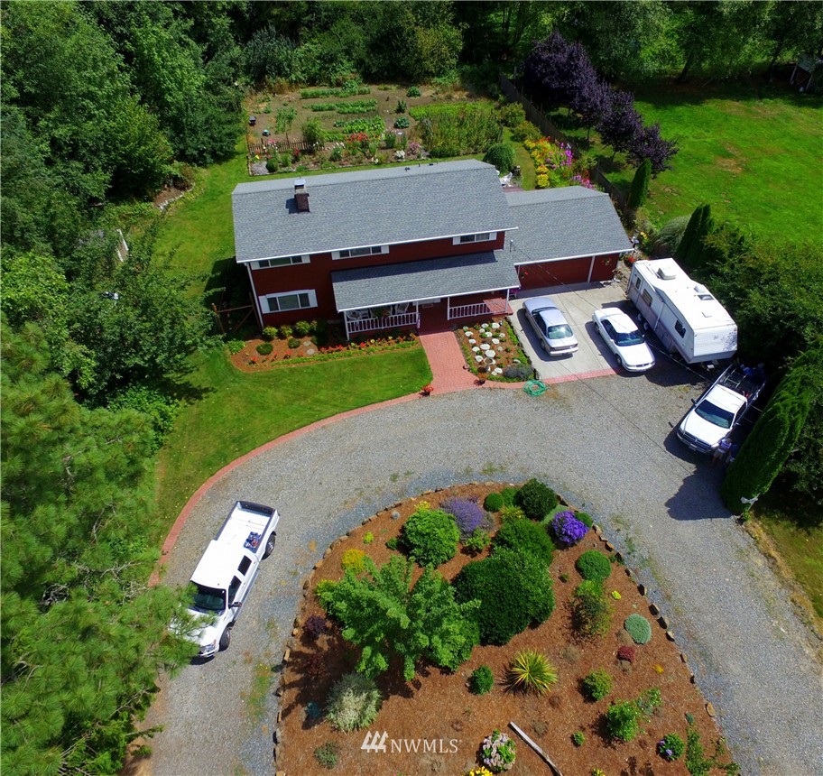 3307 Wiggins Road Southeast Olympia, WA 98501 - Photo 2 of 25 Gallery Image 2