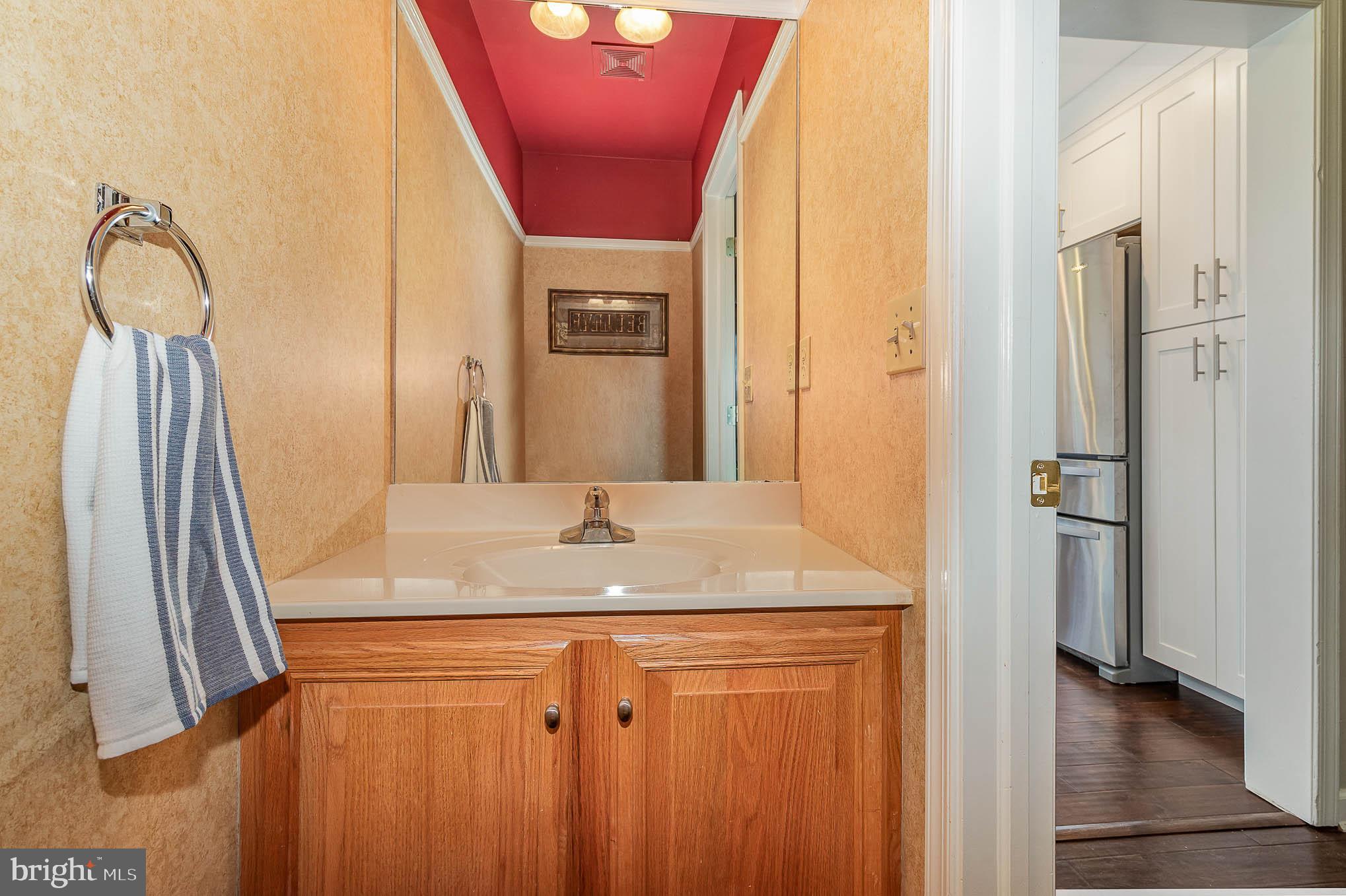 223 West Newport Road Lititz, PA 17543 - Photo 12 of 35
