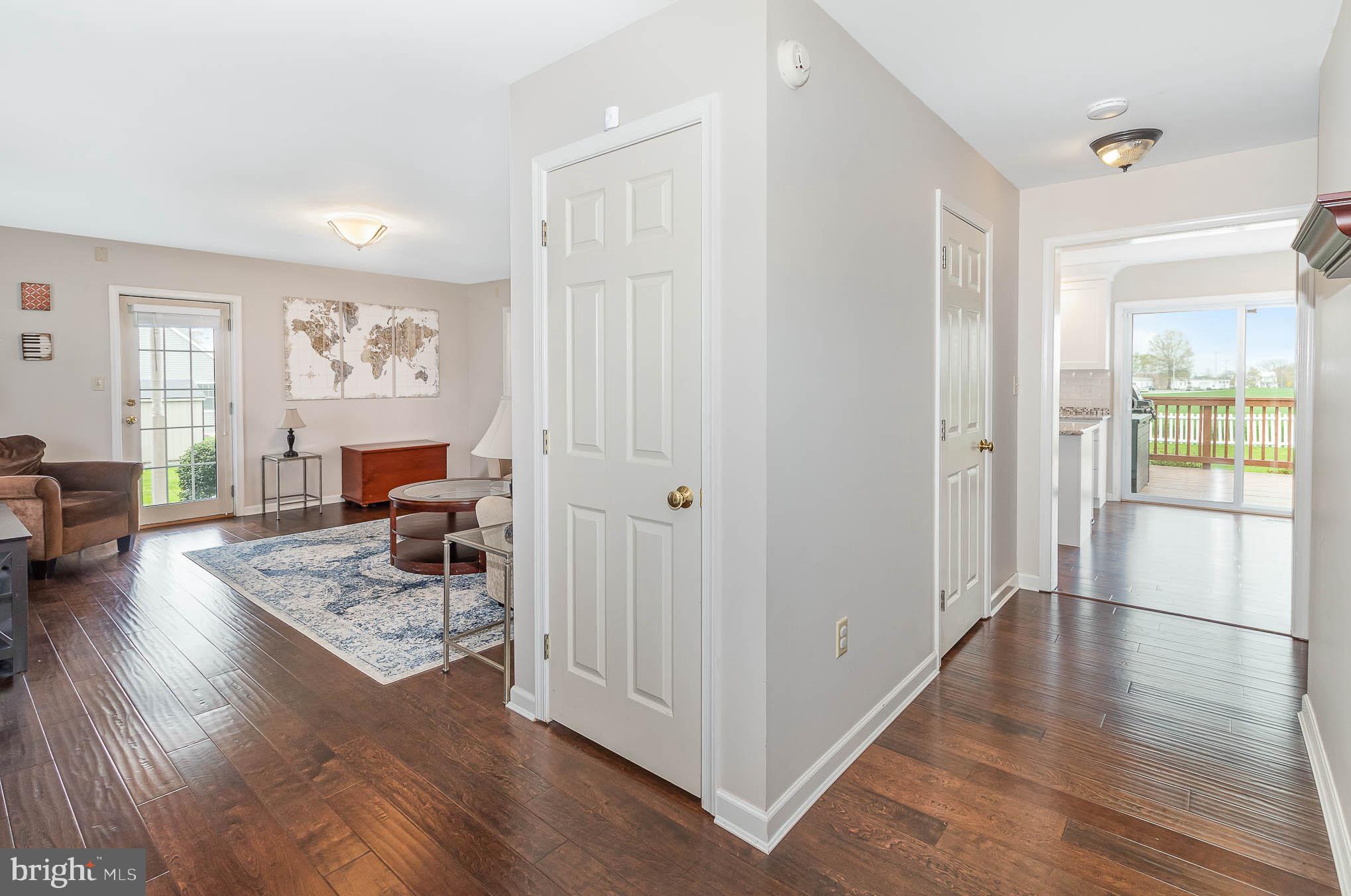 223 West Newport Road Lititz, PA 17543 - Photo 4 of 35