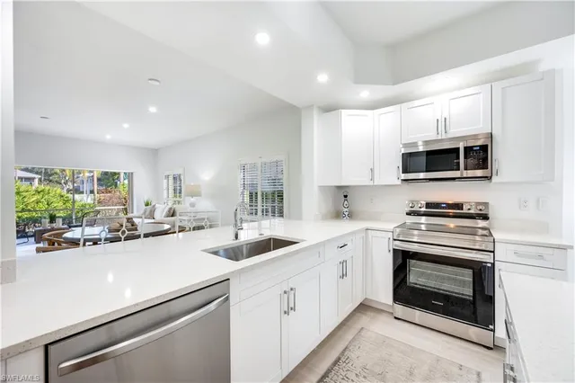 $499,900 | 2806 Aintree Lane, Unit H102, Naples, FL 34112