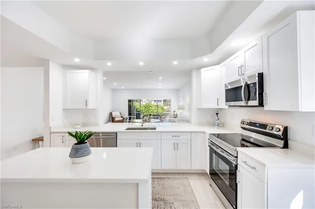 $499,900 | 2806 Aintree Lane, Unit H102, Naples, FL 34112