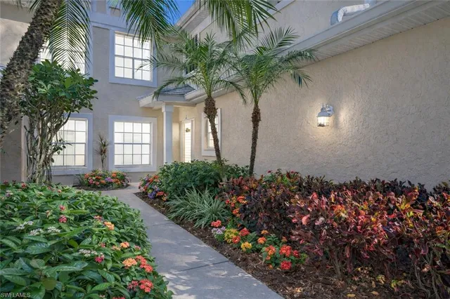 $519,500 | 2806 Aintree Lane, Unit H102, Naples, FL 34112