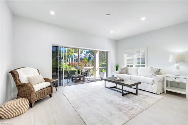 $499,900 | 2806 Aintree Lane, Unit H102, Naples, FL 34112