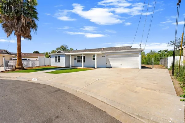 $800,000 | 9048 Willowgrove Place, Santee, CA 92071