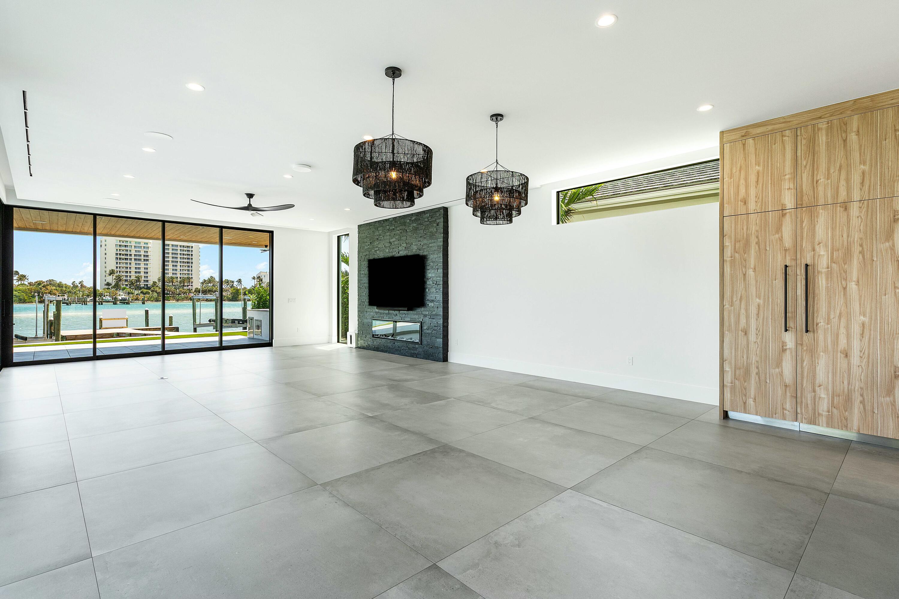 3445 Harbor Road North Jupiter, FL 33469 - Photo 15 of 80 tempImageI9WWmI