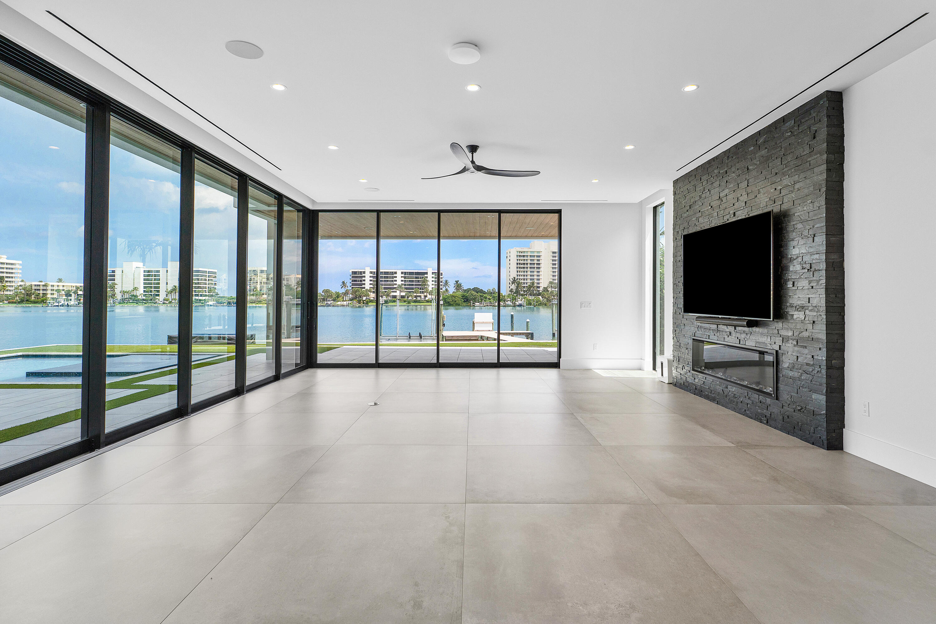 3445 Harbor Road North Jupiter, FL 33469 - Photo 19 of 80 030-3445HarborRoadNorth-Jupiter-FL-33469