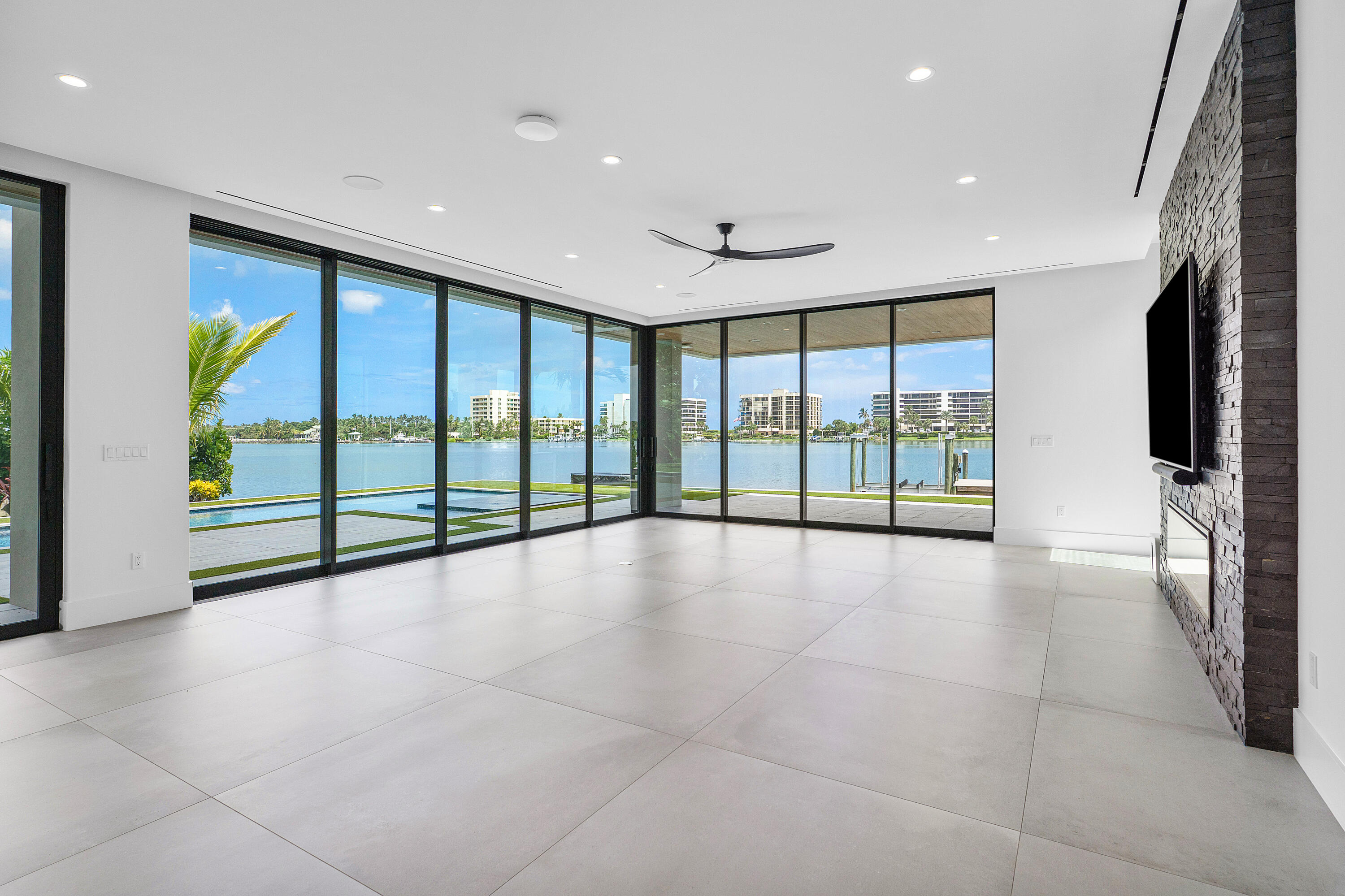 3445 Harbor Road North Jupiter, FL 33469 - Photo 20 of 80 031-3445HarborRoadNorth-Jupiter-FL-33469