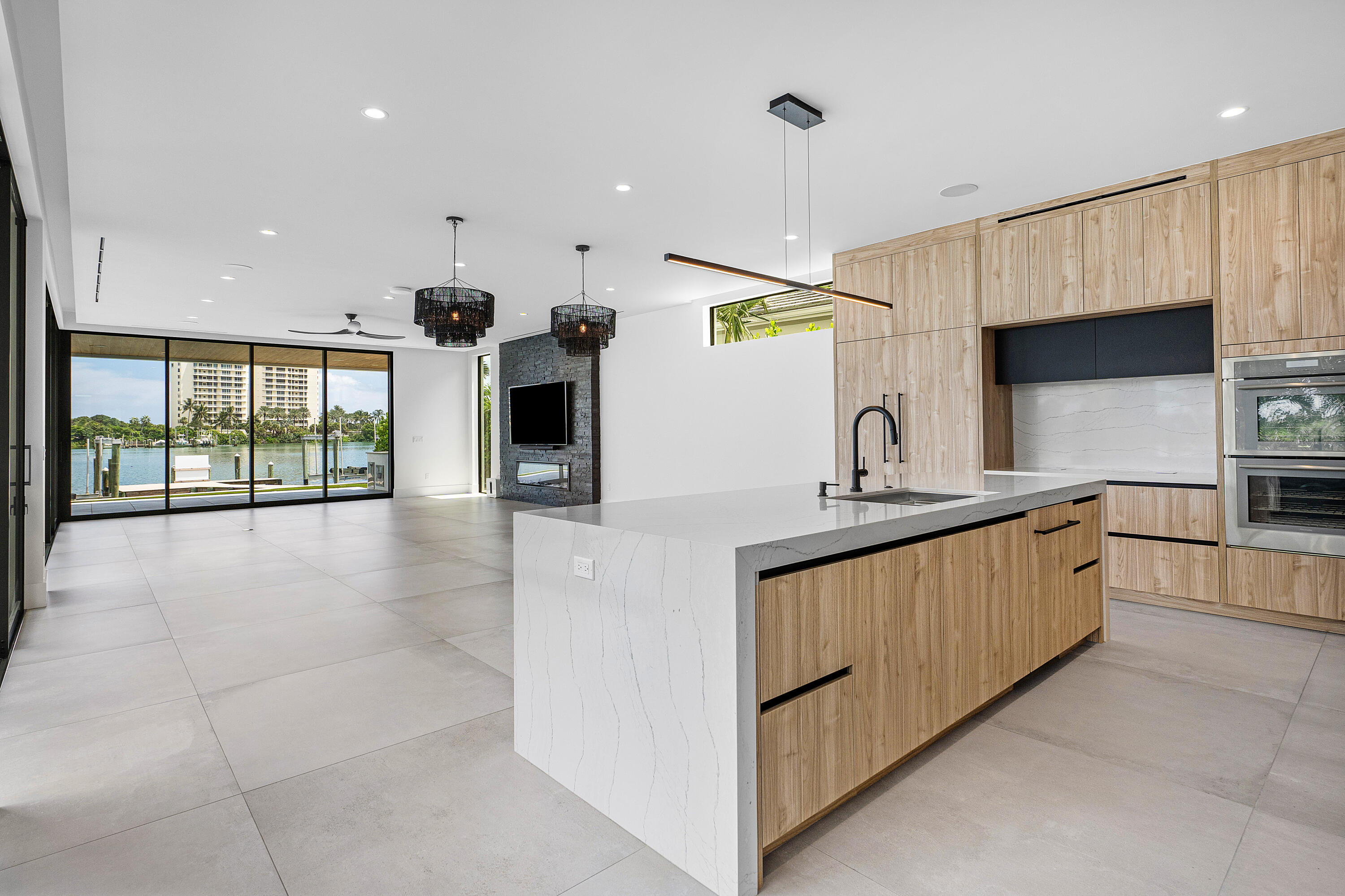 3445 Harbor Road North Jupiter, FL 33469 - Photo 21 of 80 021-3445HarborRoadNorth-Jupiter-FL-33469