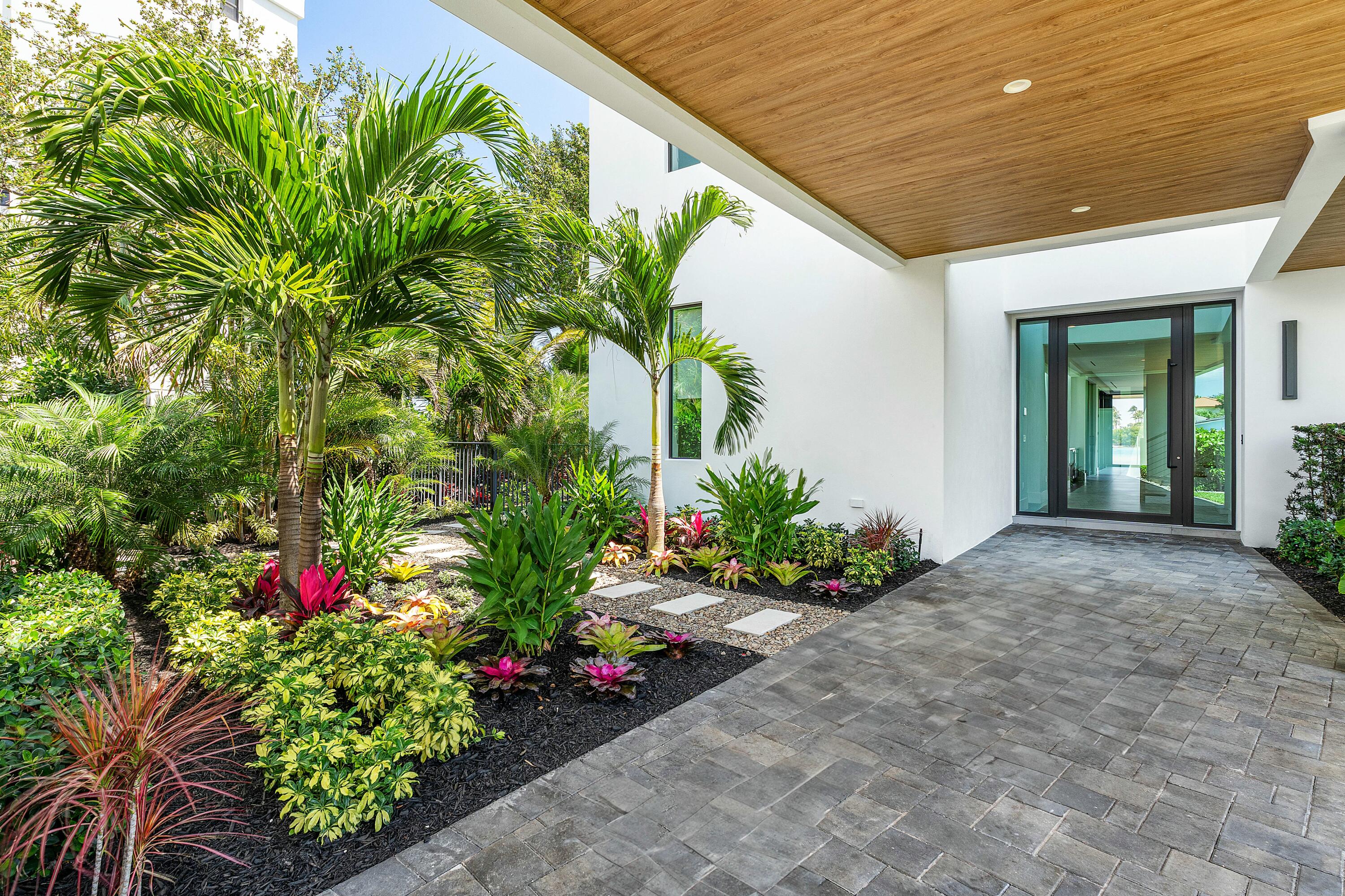3445 Harbor Road North Jupiter, FL 33469 - Photo 3 of 80 tempImagep49jZH