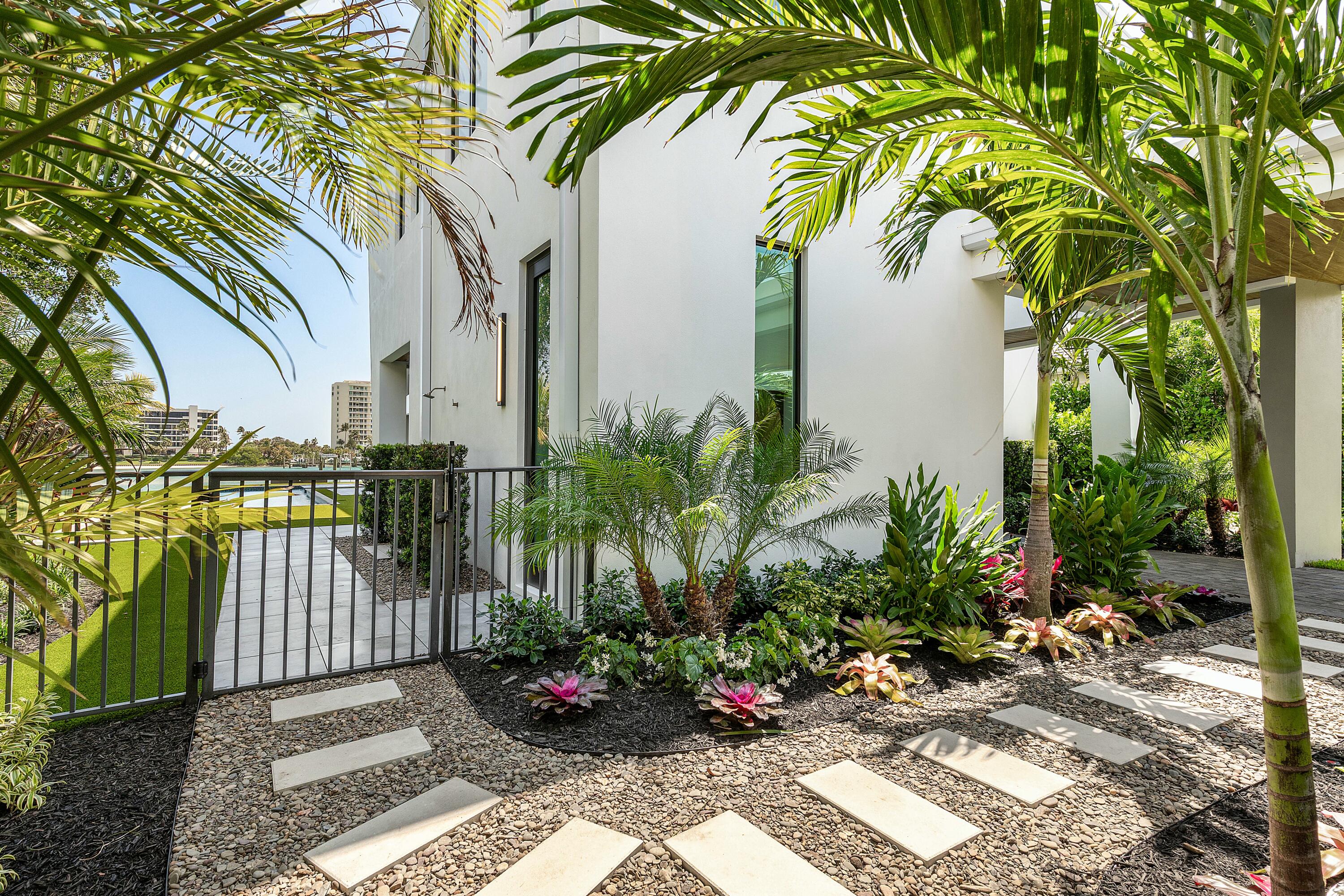3445 Harbor Road North Jupiter, FL 33469 - Photo 4 of 80 tempImageRGDrpc