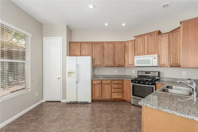 $324,900 | 224 Morgyn Lane, Unit 6, Boulder City, NV 89005