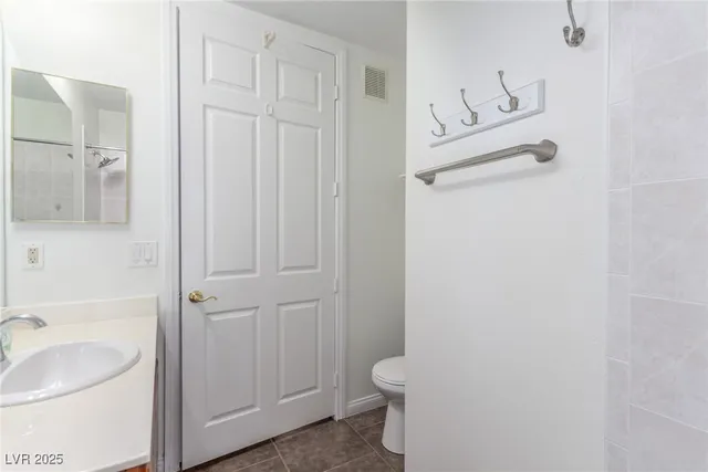 $324,900 | 224 Morgyn Lane, Unit 6, Boulder City, NV 89005