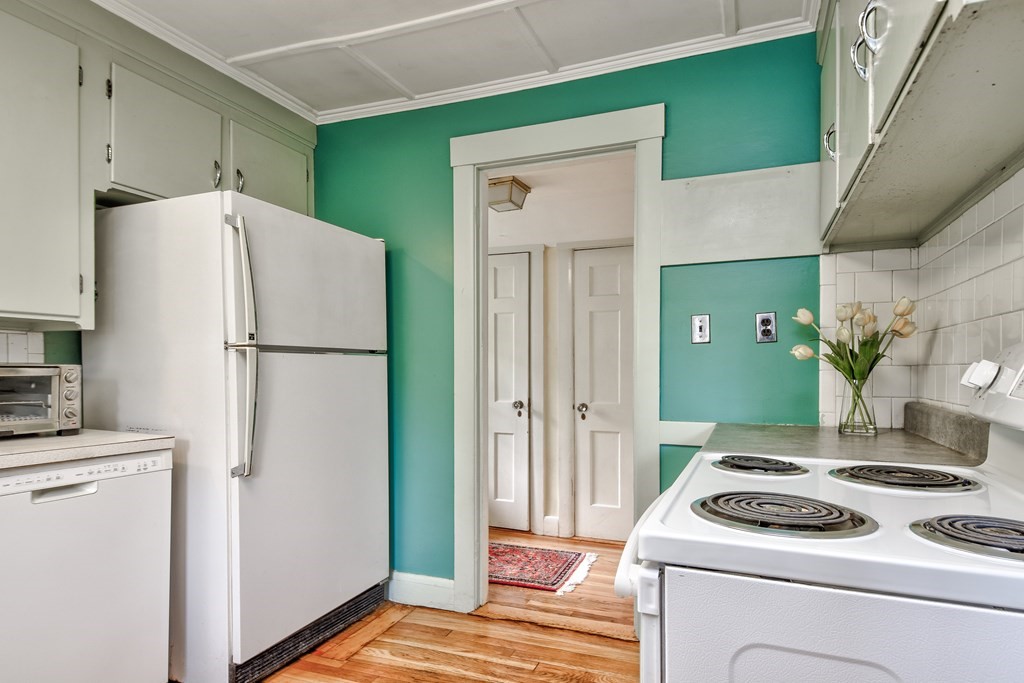49 Warren Road Framingham, MA 01702 - Photo 15 of 29 Gallery Image 15