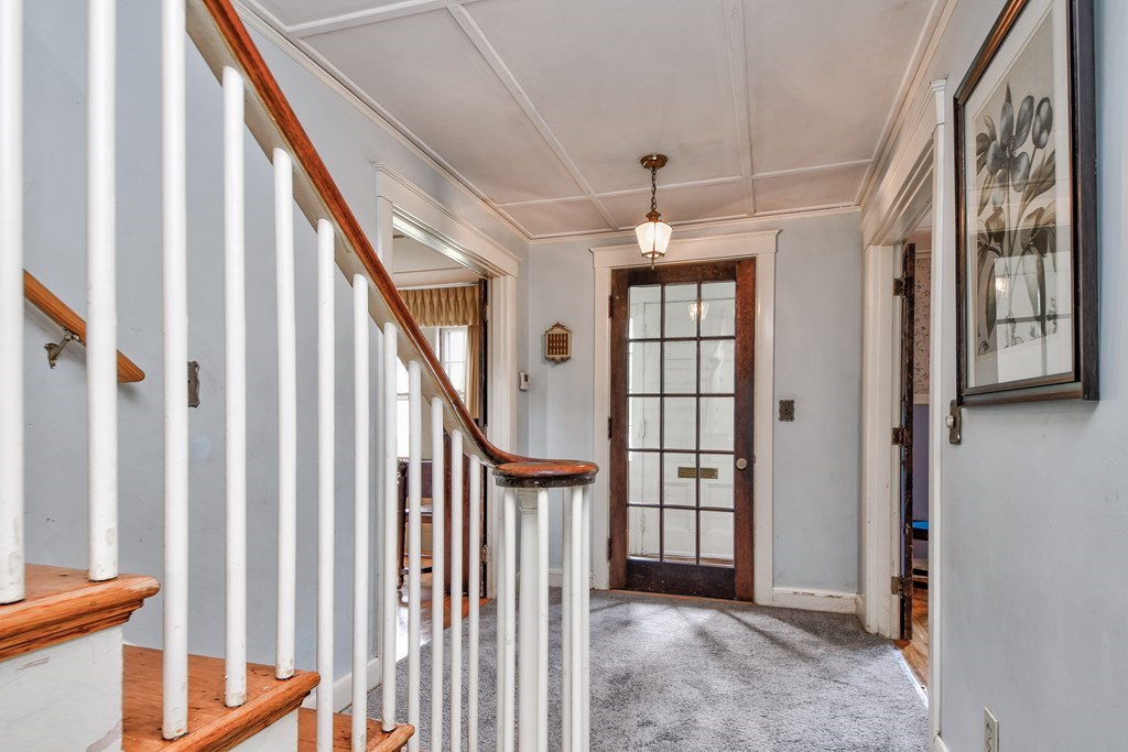 49 Warren Road Framingham, MA 01702 - Photo 18 of 29 Gallery Image 18