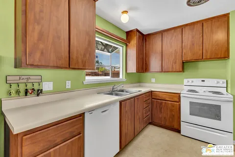 $389,000 | 77225 California Drive, Palm Desert, CA 92211