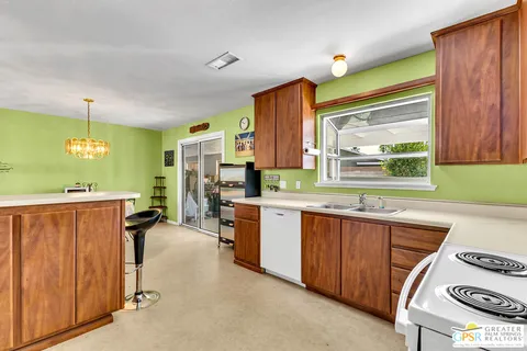 $389,000 | 77225 California Drive, Palm Desert, CA 92211