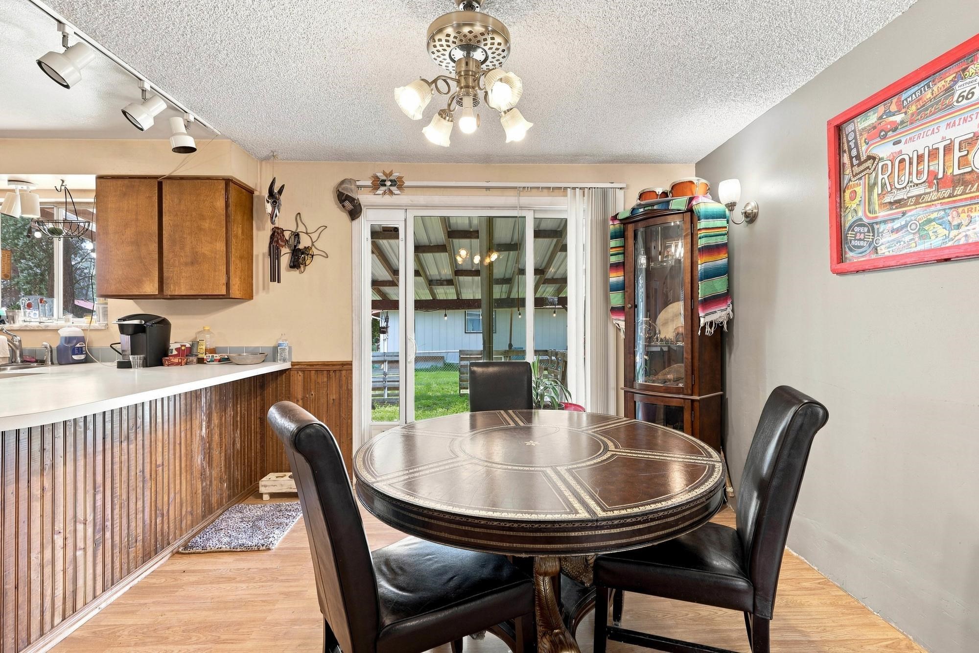 3106 South Bowdish Road Spokane Valley, WA 99206 - Photo 8 of 39 Gallery Image 8