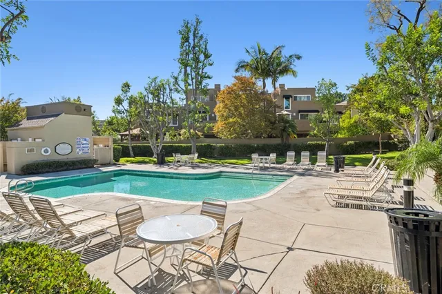 $699,500 | 27906 Amber, Unit 231, Mission Viejo, CA 92691