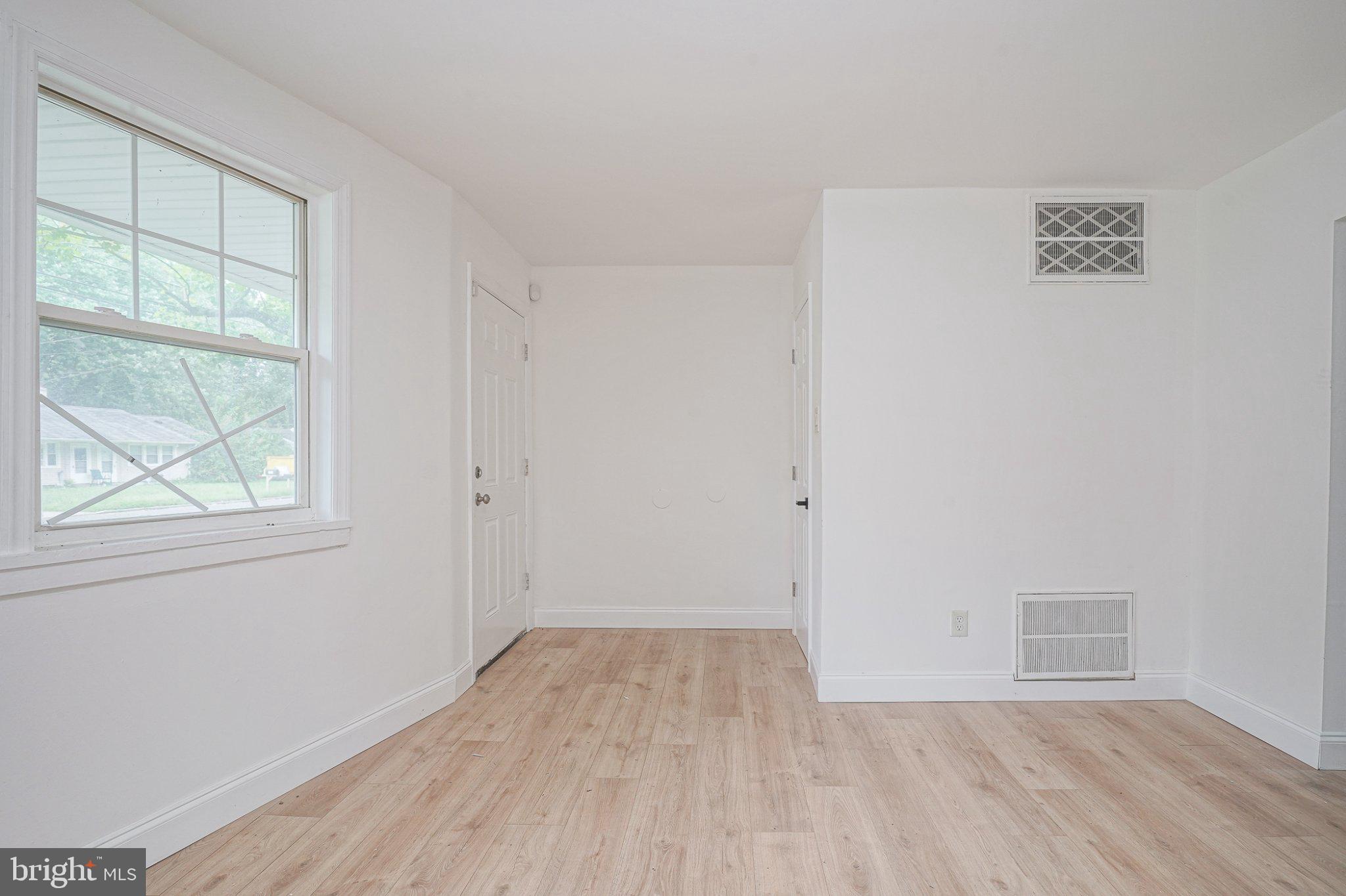 196 Kinsley Road Pemberton, NJ 08068 - Photo 7 of 25 Gallery Image 7