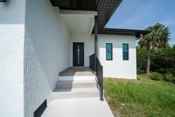 $2,000 | 3920 Wisteria Place, Punta Gorda, FL 33950