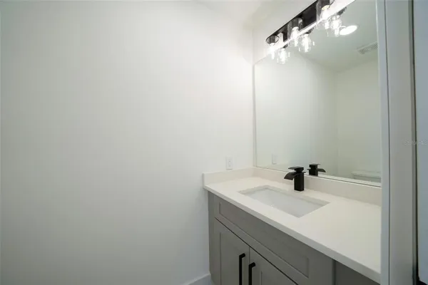 $2,000 | 3920 Wisteria Place, Punta Gorda, FL 33950