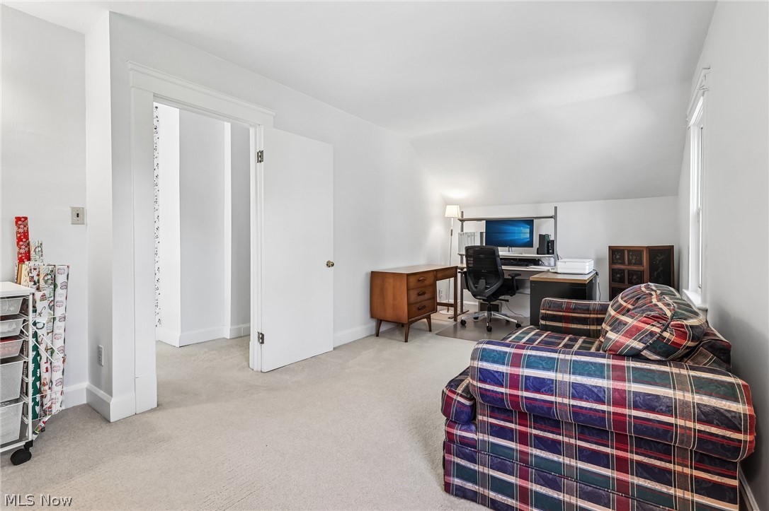 559 Solon Road Chagrin Falls, OH 44022 - Photo 33 of 39 Bedroom used as an office with carpeting