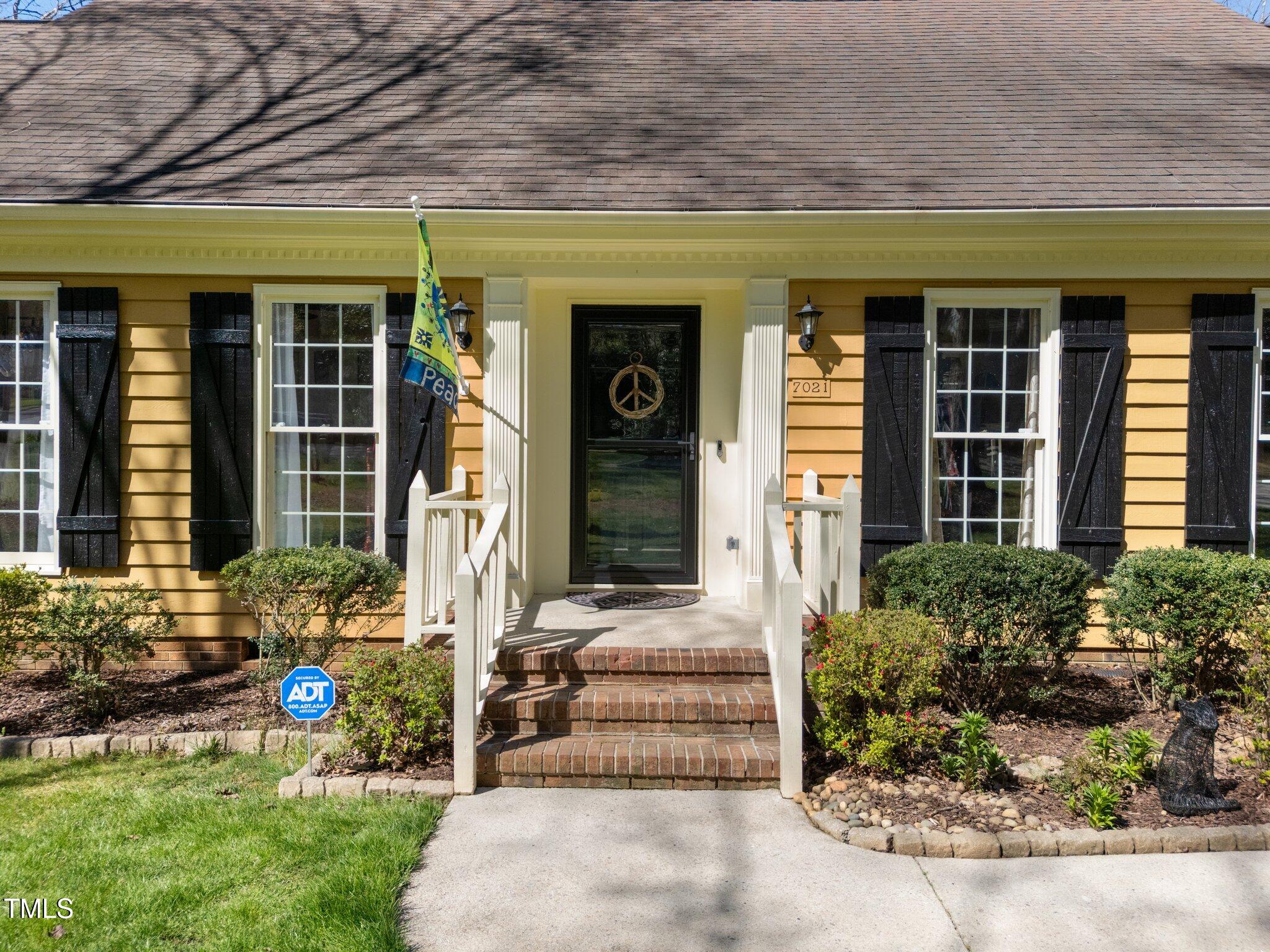 7021 Cedar Bend Court Raleigh, NC 27612 - Photo 6 of 41 43-web-or-mls-DJI_20250327151126_0176_D