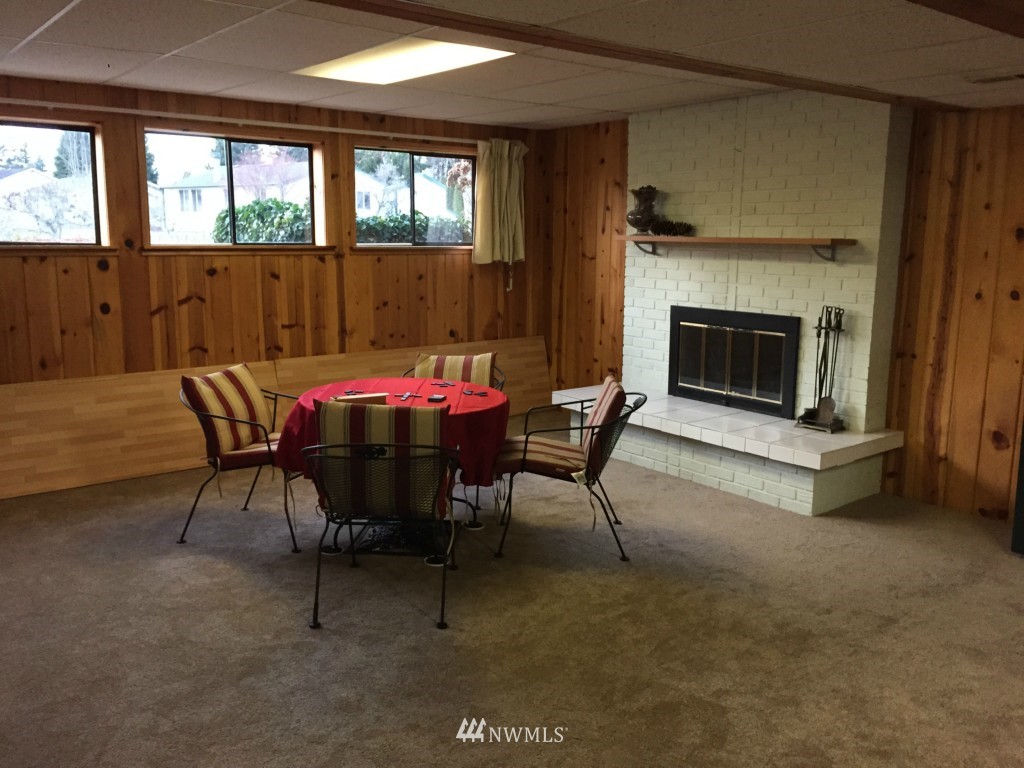 17614 162nd Place Southeast Renton, WA 98058 - Photo 13 of 25