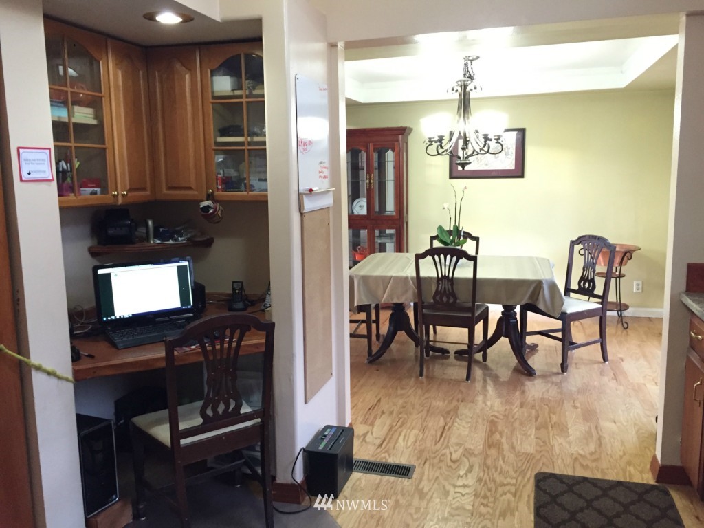 17614 162nd Place Southeast Renton, WA 98058 - Photo 8 of 25