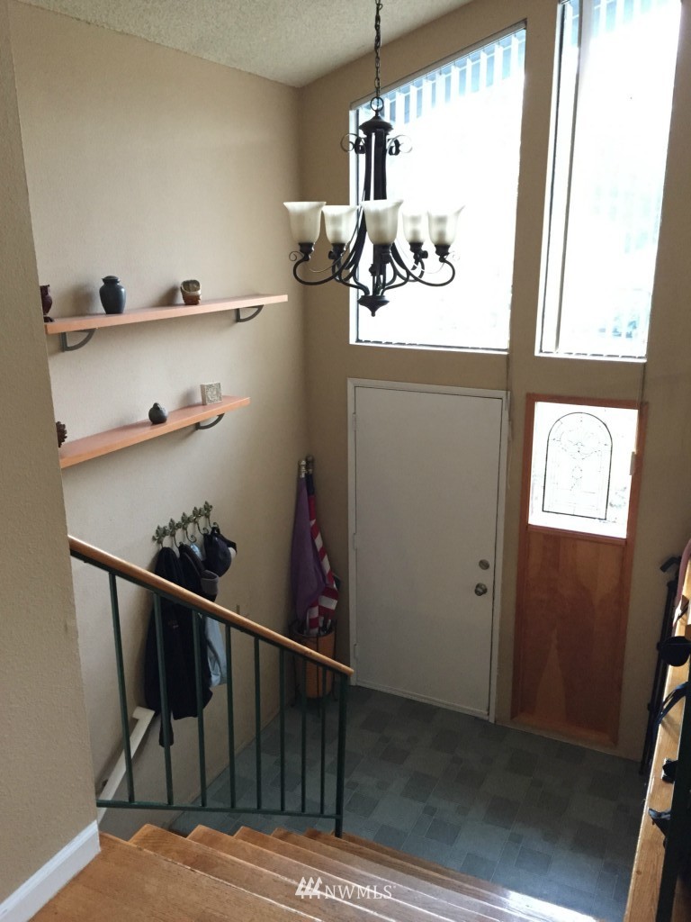 17614 162nd Place Southeast Renton, WA 98058 - Photo 9 of 25