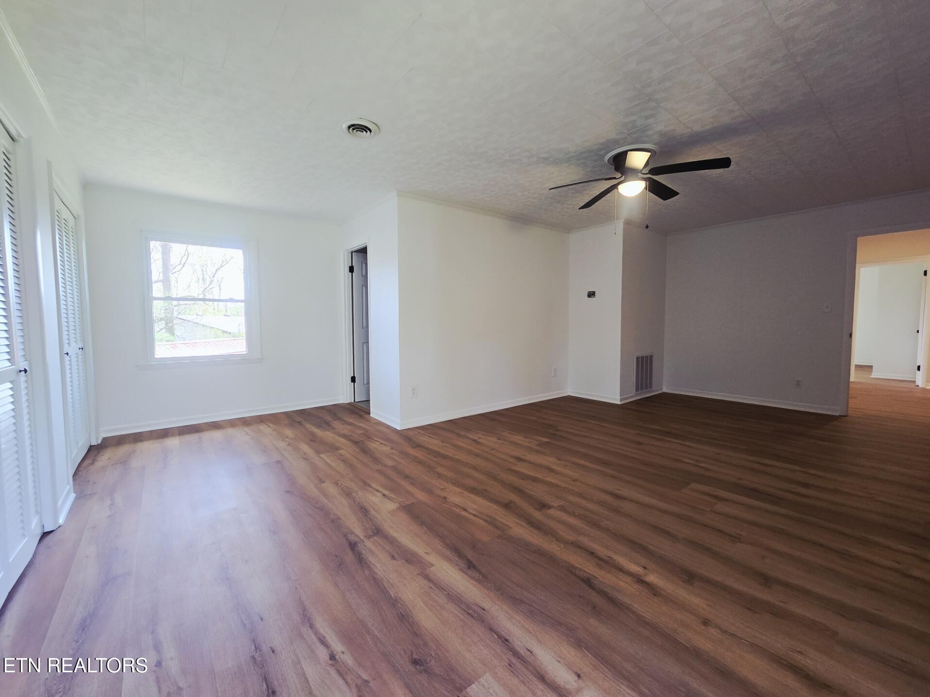 210 Dogwood Avenue Oneida, TN 37841 - Photo 34 of 55 20260406_133143