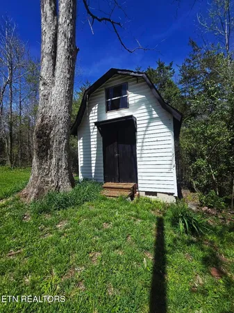 $409,000 | 210 Dogwood Avenue, Oneida, TN 37841