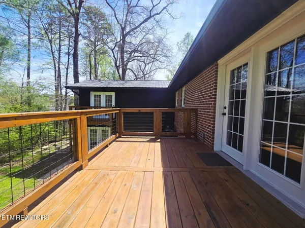 $409,000 | 210 Dogwood Avenue, Oneida, TN 37841
