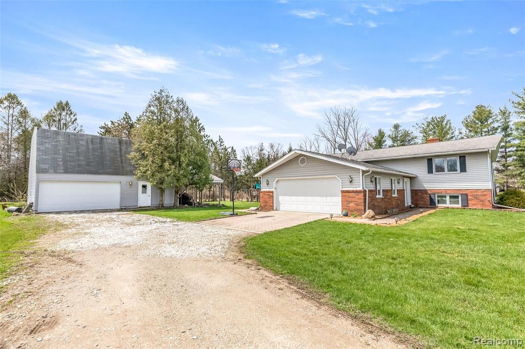 15395 Osius Road Chelsea, MI 48118 - Photo 31 of 58 Gallery Image 31