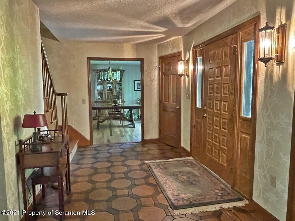 2480 Madisonville Road Moscow, PA 18444 - Photo 6 of 22