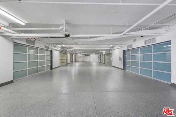 a view of a garage