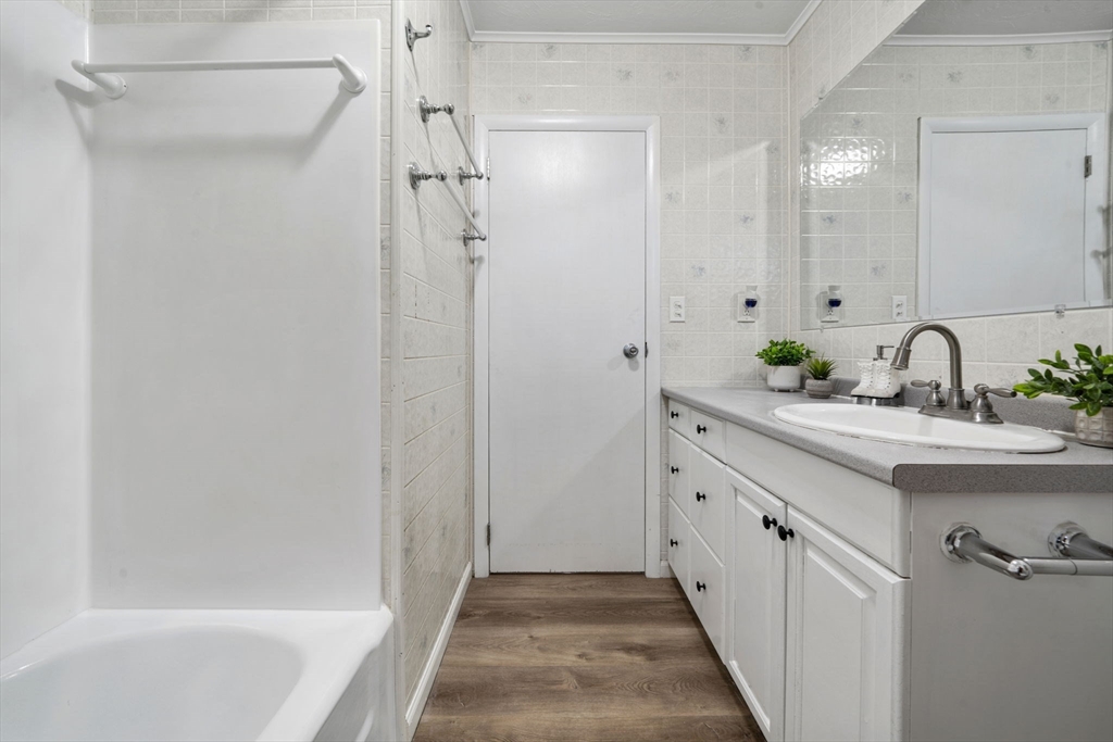 386 Otter River Road Templeton, MA 01468 - Photo 15 of 40 Gallery Image 15