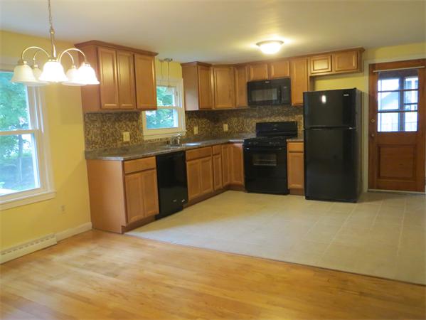 11 Huse Road Methuen, MA 01844 - Photo 9 of 21 Gallery Image 9