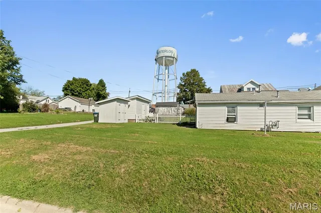 $72,000 | 630 Legacy Drive, Waterloo, IL 62298