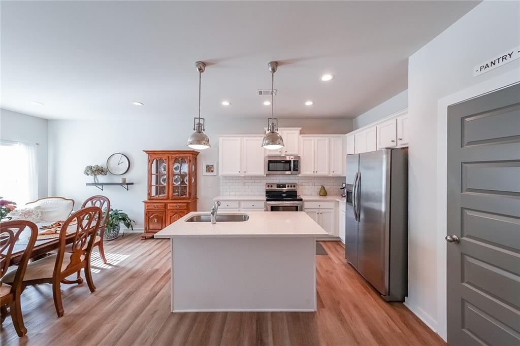 256 Sidney Lanier Avenue Athens, GA 30607 - Photo 8 of 37