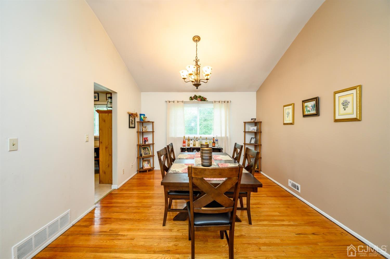11 Atlantic Road Somerset, NJ 08873 - Photo 8 of 35 a dining room with furniture and window