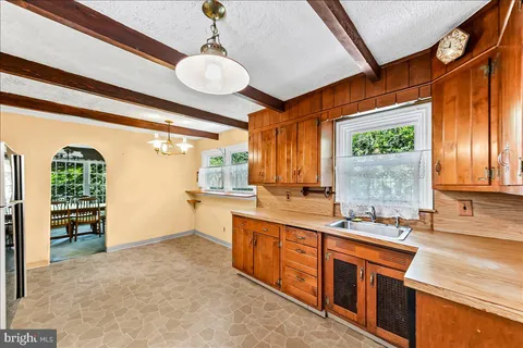 $679,000 | 4 East Lodges Lane, Bala Cynwyd, PA 19004