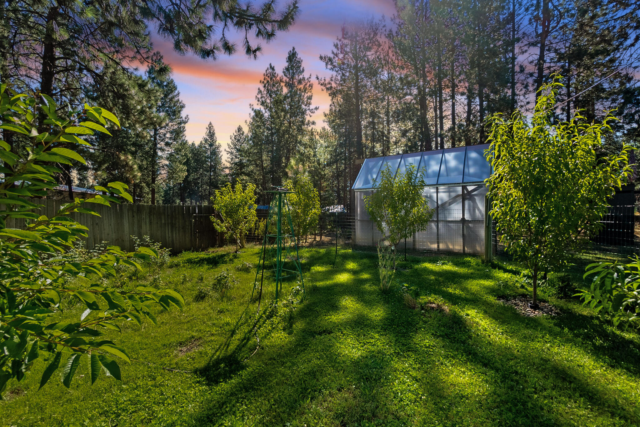 19275 Cherokee Road Bend, OR 97702 - Photo 2 of 47 40-web-or-mls-Riley Visuals-40